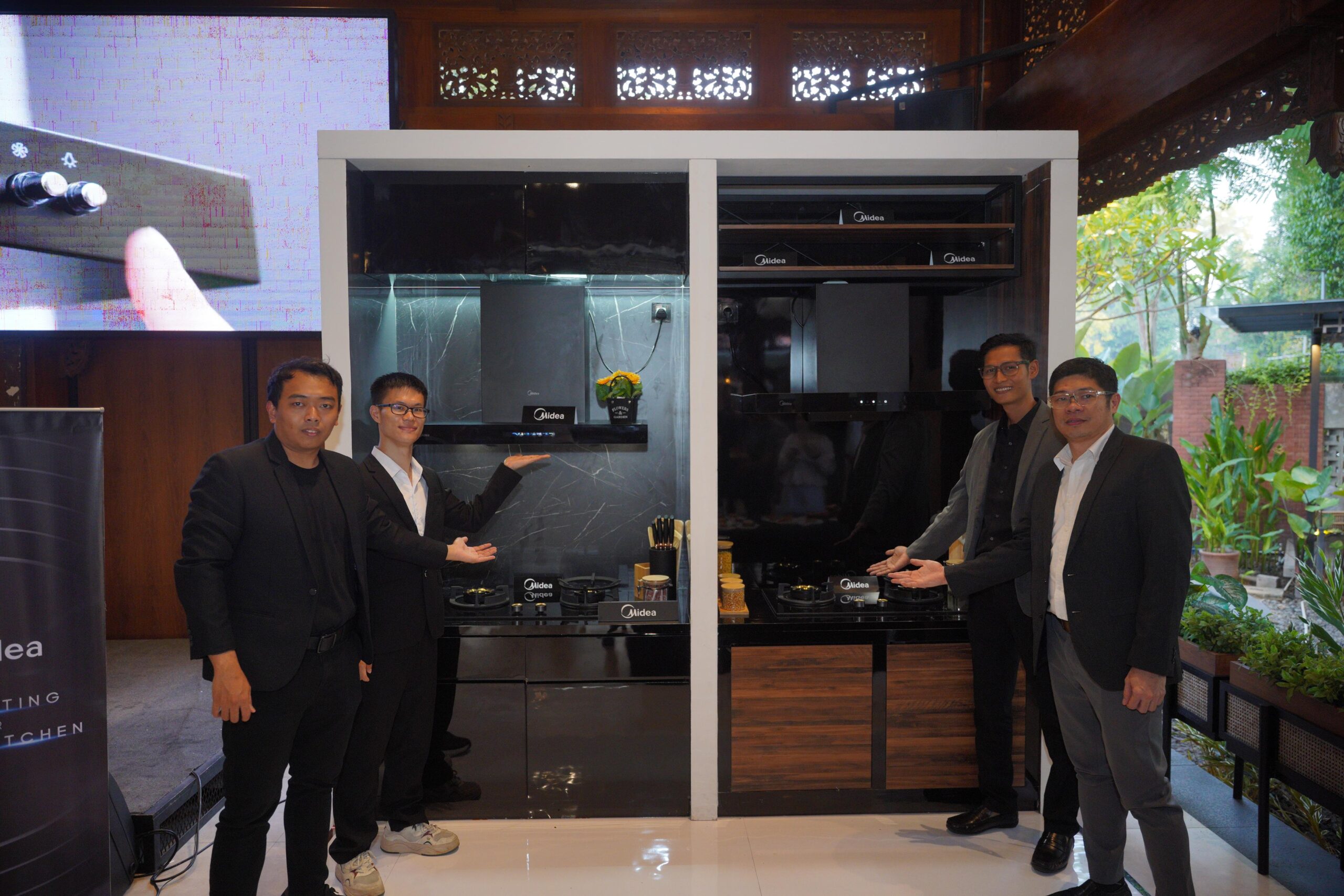 Midea Hadirkan Sebuah Dapur Modern’ Aman, Tenang, dan Elegan