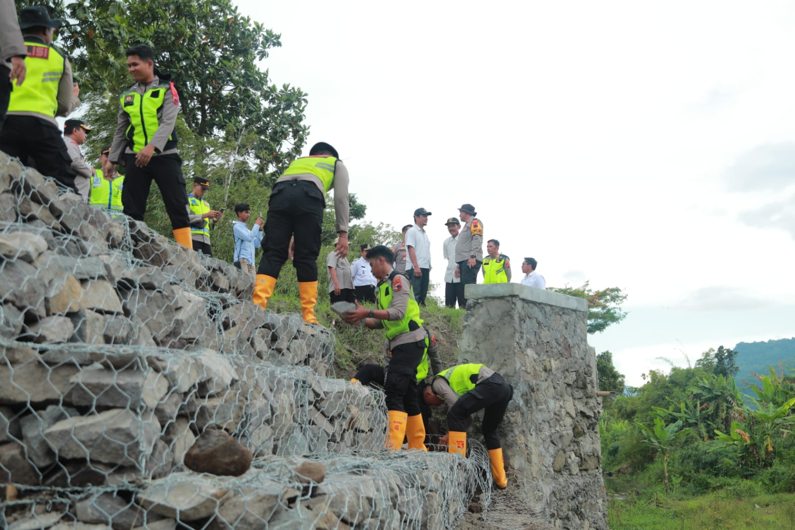 Polres Klaten Bangun Jembatan’ Wujudkan Arahan Presiden