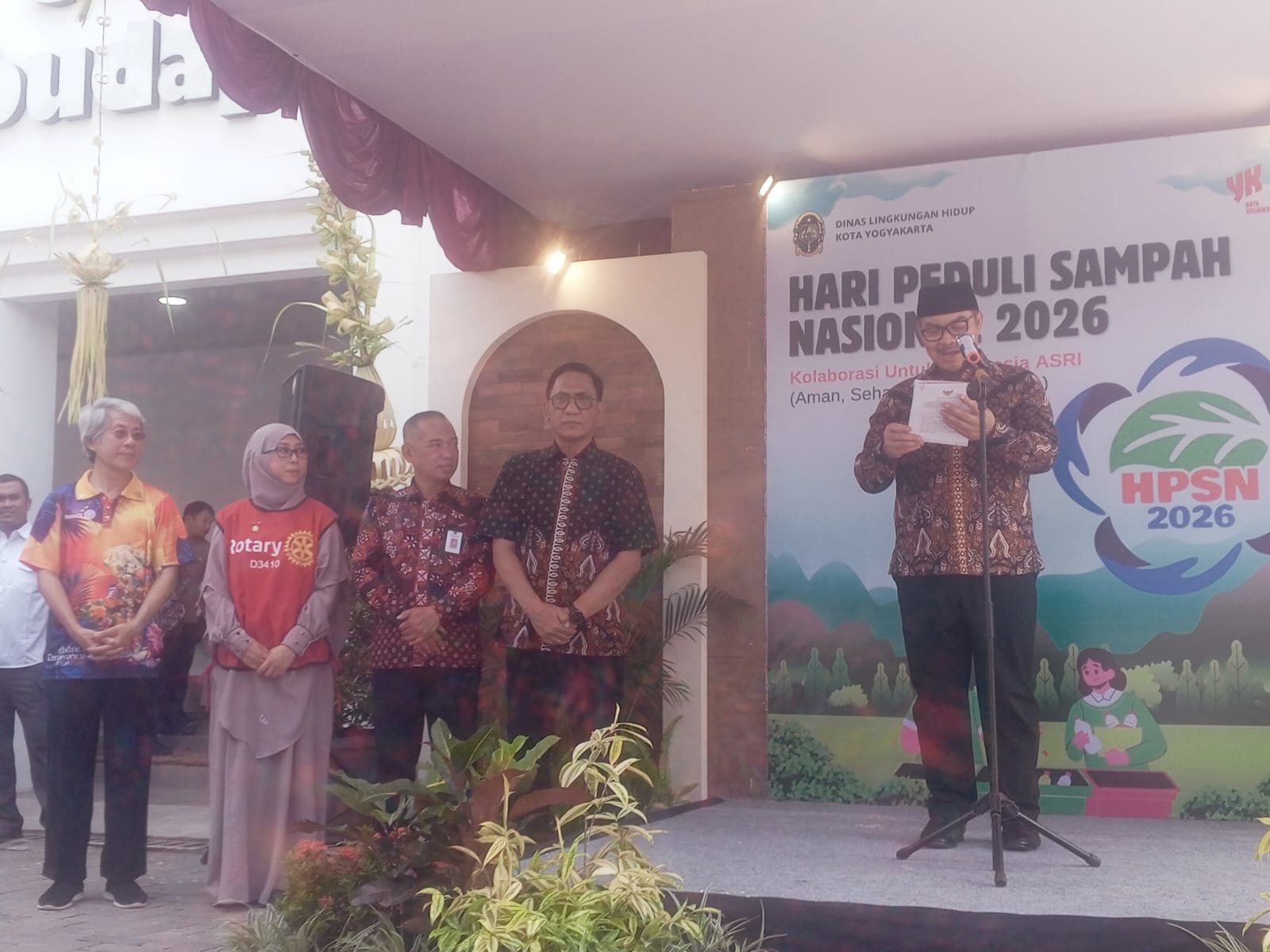 Refleksi Satu Tahun Hasto dan Wawan’ Rekonstruksi Sosial dimulai