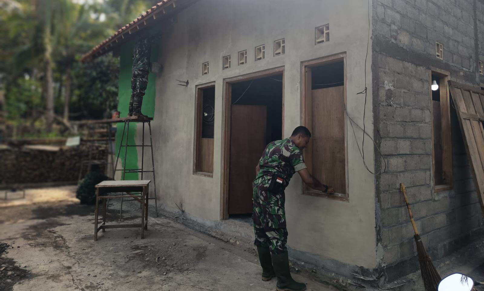 TMMD Kulon Progo Percepat Finishing RTLH Ibu Waginem