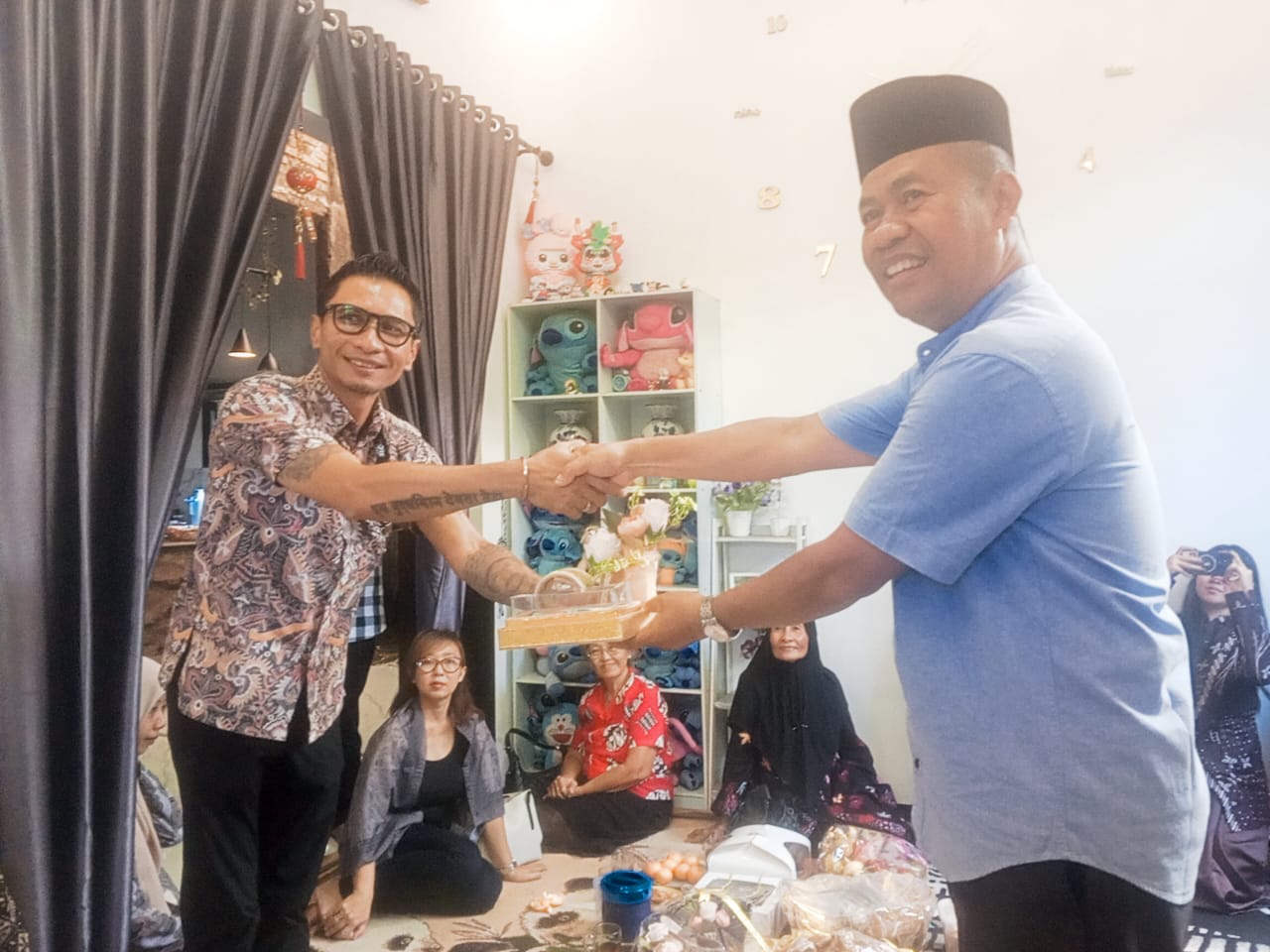 Seserahan Elda dan Adhen Hangatkan Salatiga