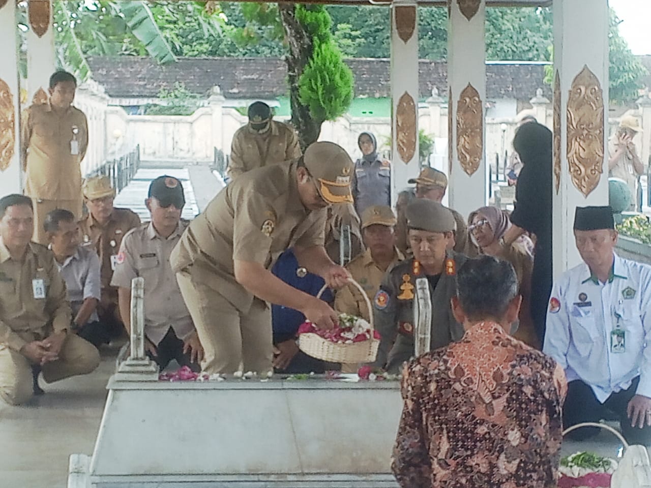 Pemkot Yogyakarta Ziarah ke Makam Mantan Wali Kota Yogyakarta