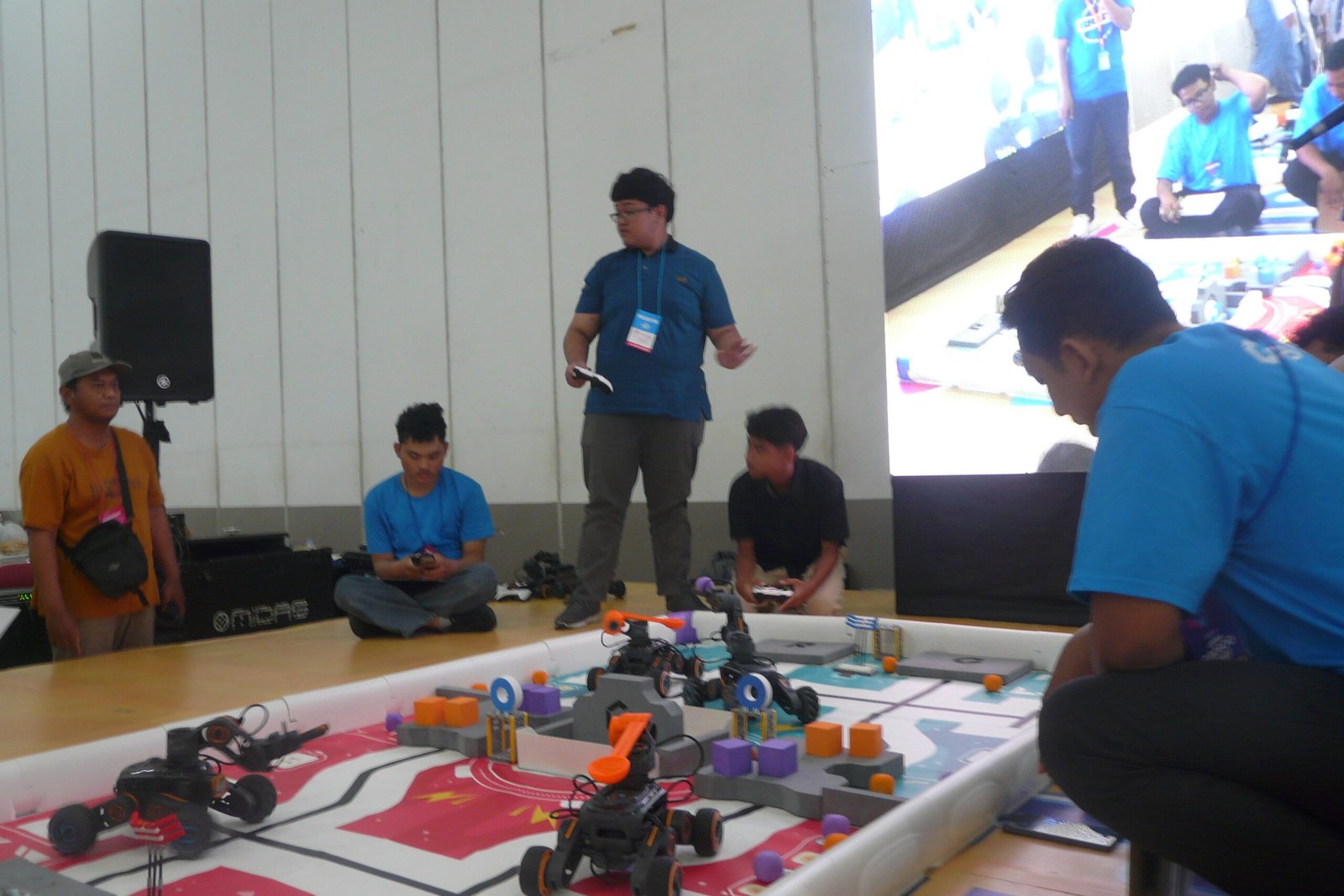 Tekno Otsar Vision Bawa Robot AI ke Yogyakomtek 2026