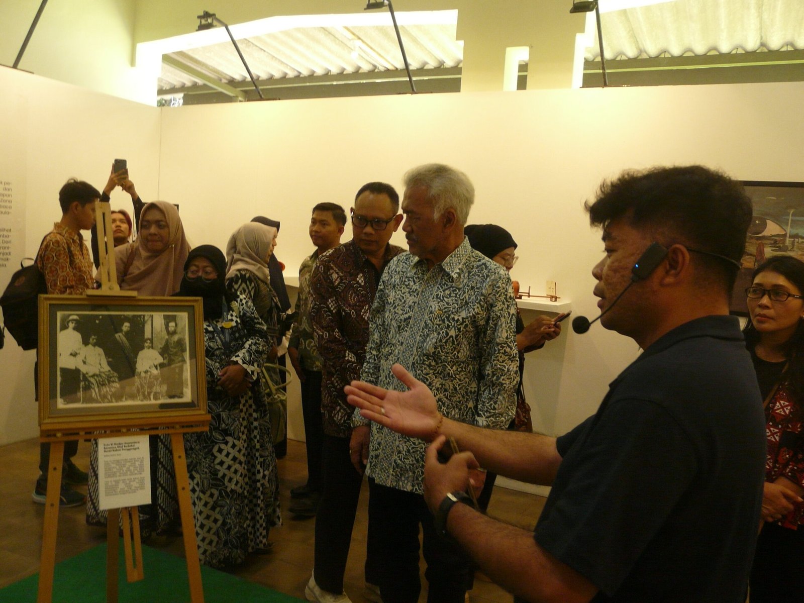 GBPH Prabukusumo Resmikan Pameran Trinetra di Yogyakarta