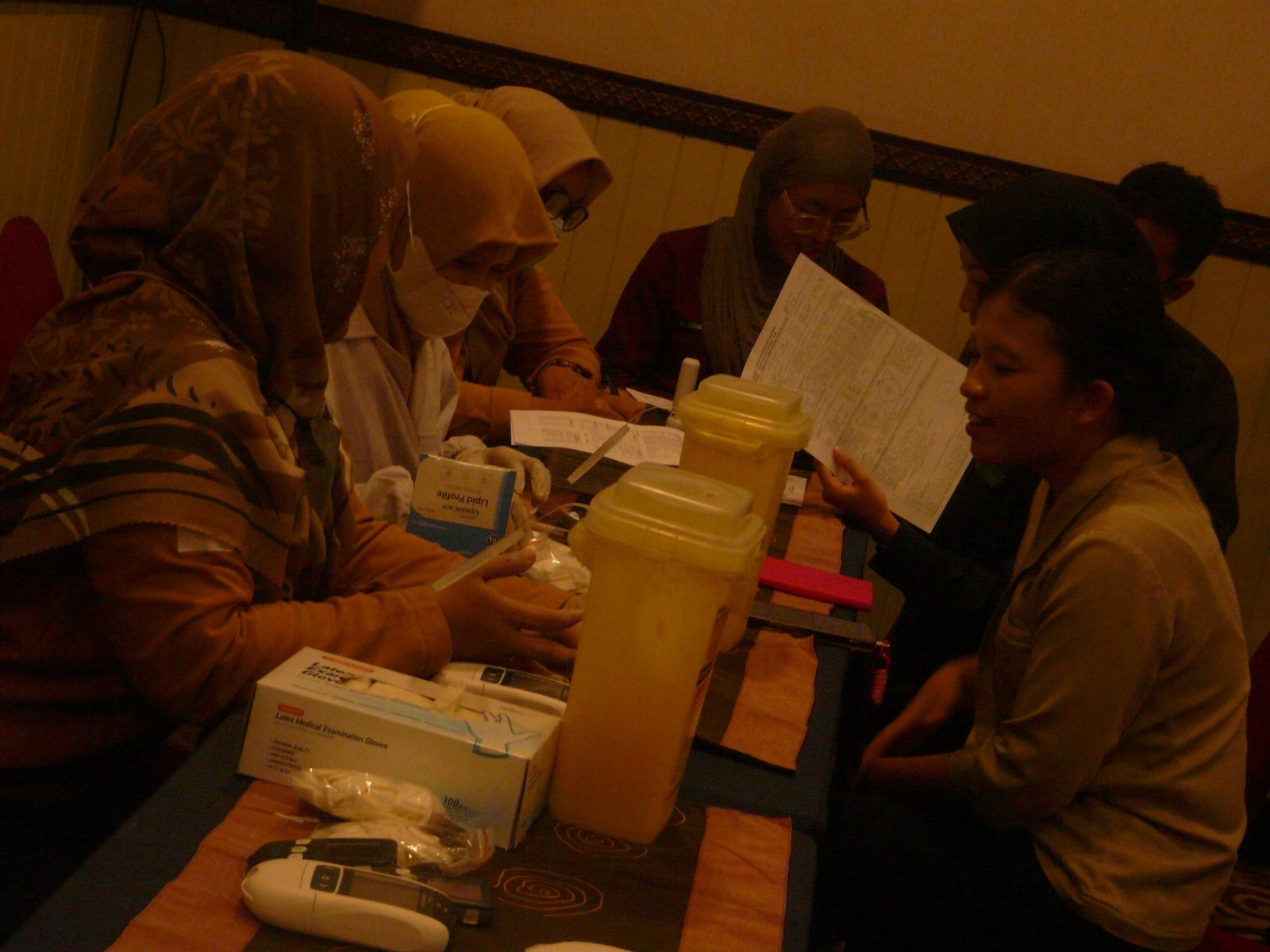 Anniversary Loman Park Hotel Ke -3, Tebar Kepedulian
